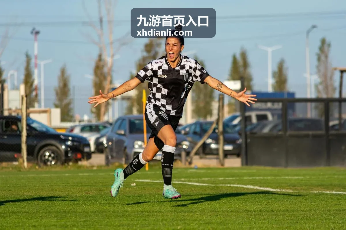 热门新游推荐中的焦点新游封面与开服时间